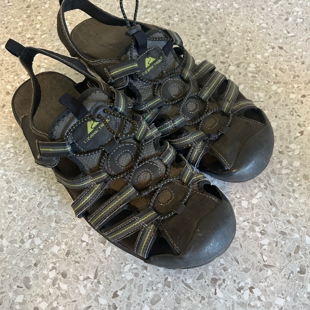 Ozark Trail Men's Size 12 Black Sandals outdoor hiking